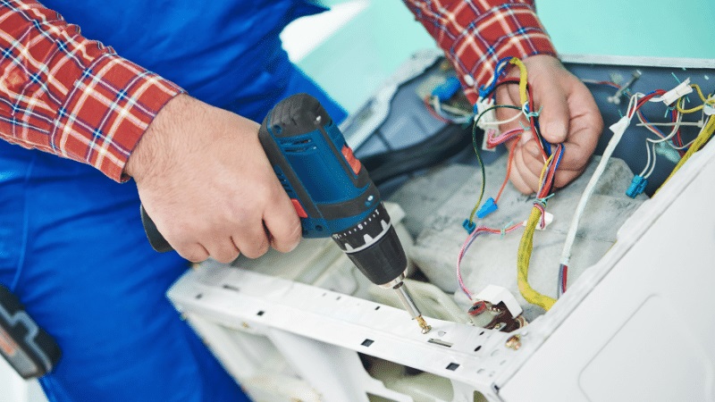 Elmadağ Hoover Hoover çamaşır makinesi kart tamiri – Su almama arızası orijinal parça ile giderildi. - Teknik servis örneği